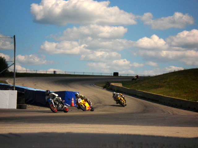 gal/2007 Loudon Track Day/pictures_071.jpg